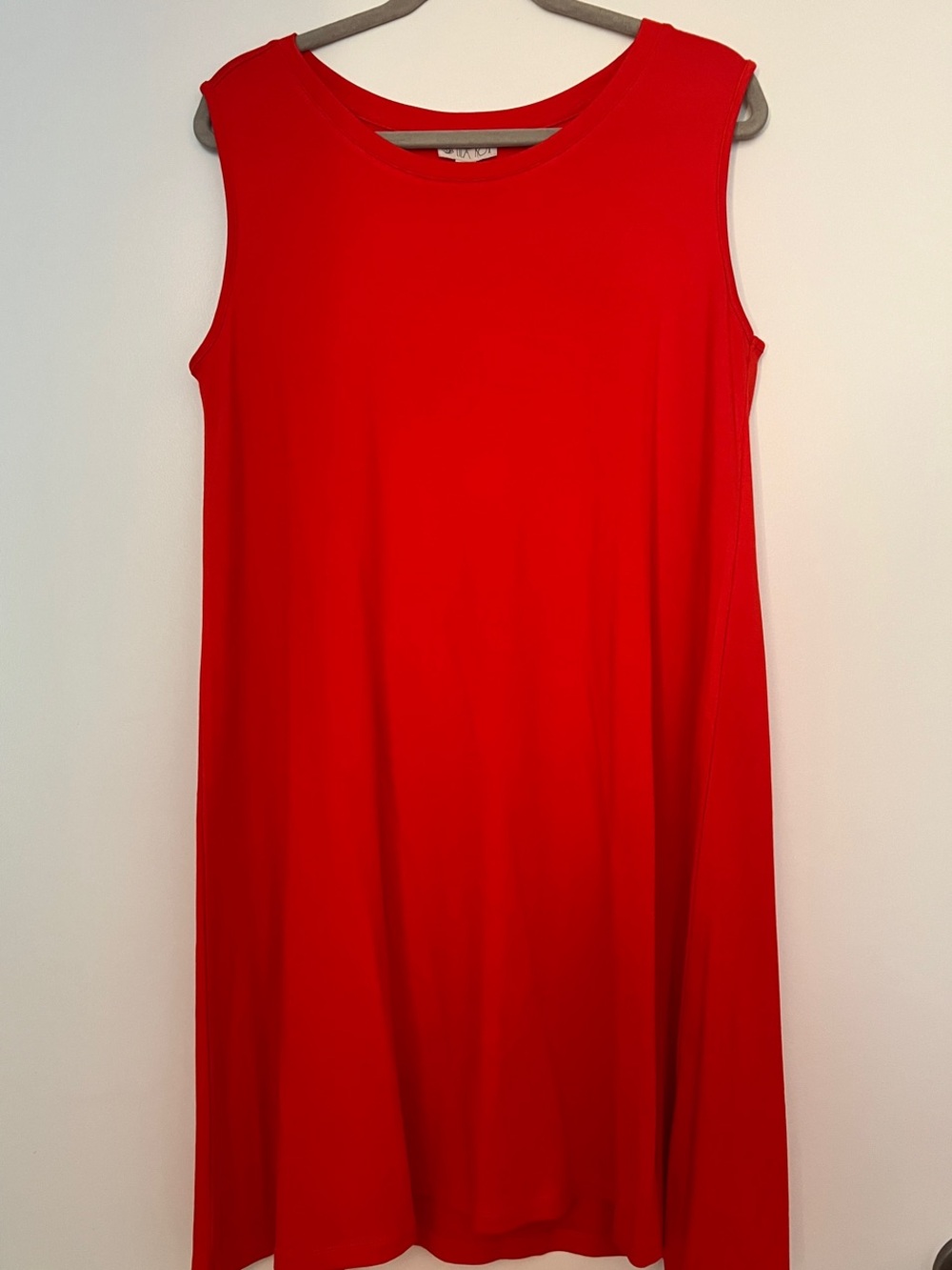 Lila Rose Sleeveless Red Midi Dress - Picture 2 of 6
